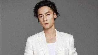 男明星娱乐圈吃瓜图片,揭秘男明星吃瓜瞬间